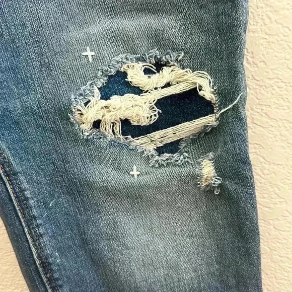 Women’s Power Slim Straight High Rise Jeans - Picture 2 of 7